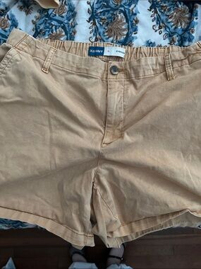 Old Navy Beige/Tan Cotton Pull-On Shorts